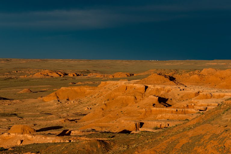 Bayan-Zag, Flaming Cliffs, Gobi Desert, Highlights, Mongolia
