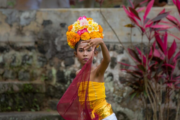 Rejang dance, Sadimara – East Bali