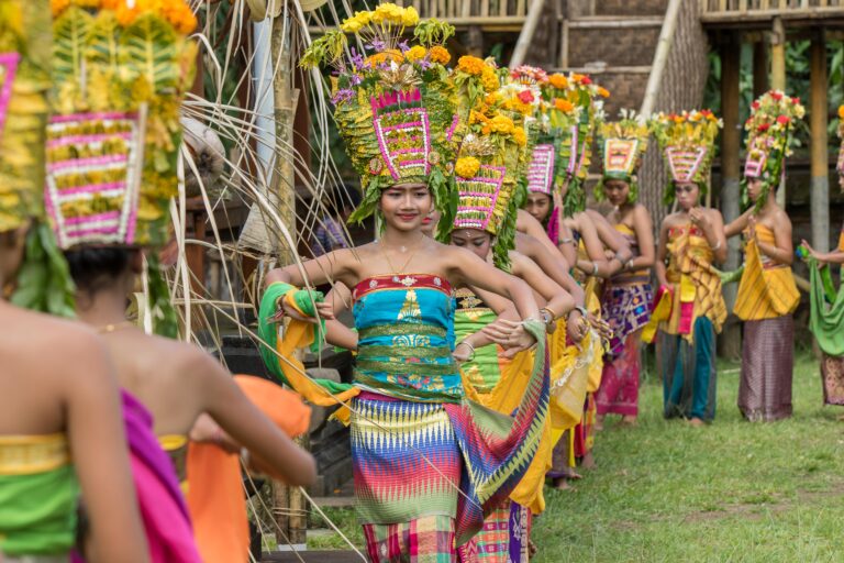 Rejang dance manis kuningan karangasem bali indonesia