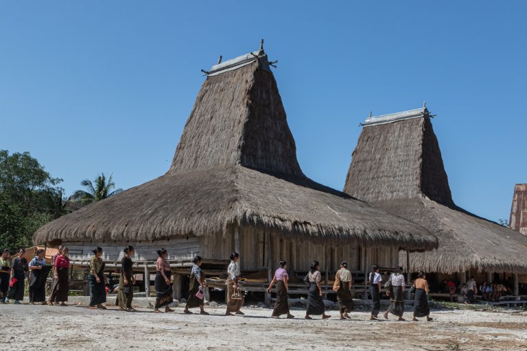 Clan members arrive royal funeral east sumba indonesia